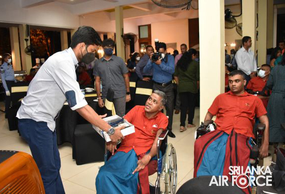 WAR VETERAN INMATES HONOURED BY COMMANDER OF THE AIR FORCE AT ‘MIHINDU SETH MEDURA’, ATTIDIYA